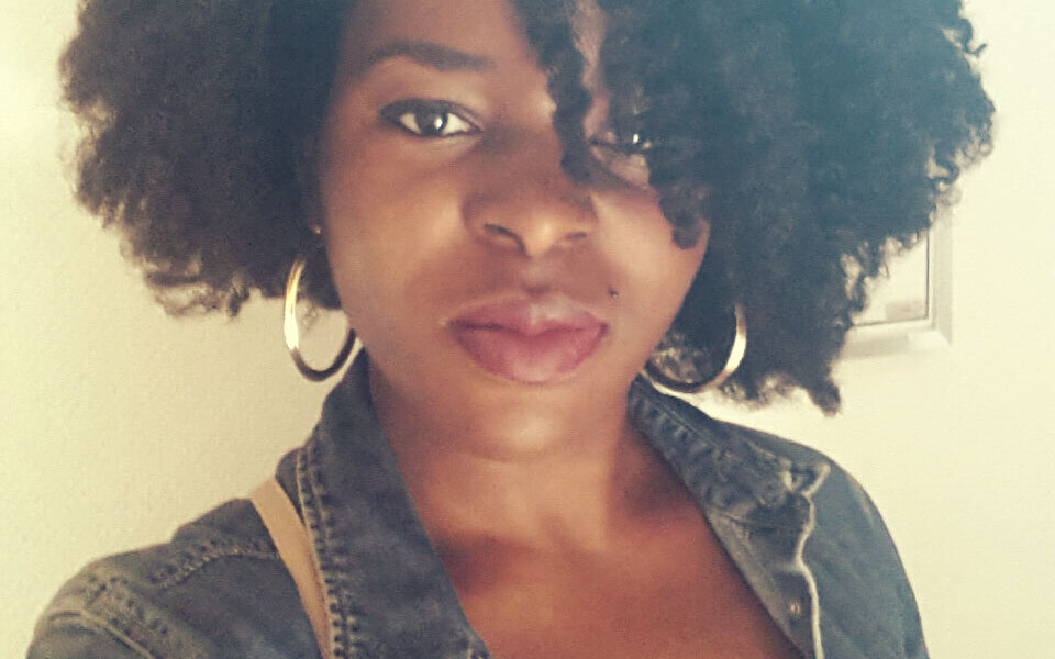 Poupée Kinky ci parla dei suoi capelli afro